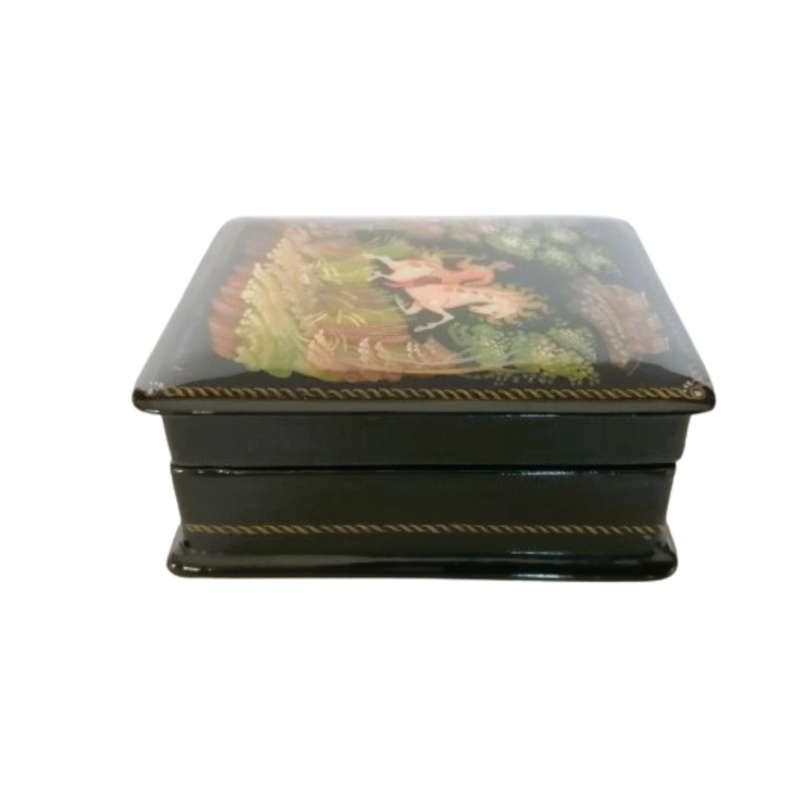 Russian Black lacquer Paper mache Trinket box Signed