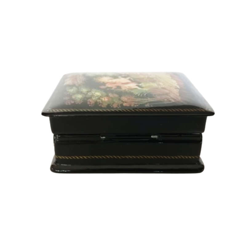 Russian Black lacquer Paper mache Trinket box Signed
