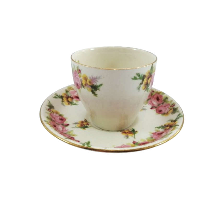 Royal Doulton D5643 Roses and Wattle tea trio