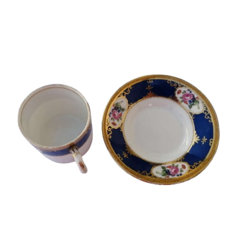 Royal Albert Bone China Victoriana Rose Duo