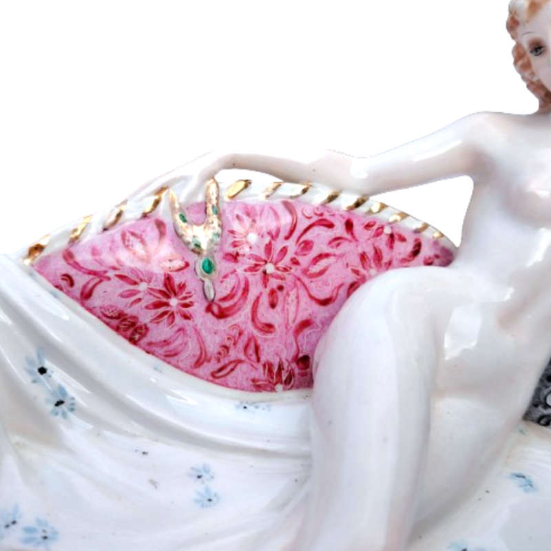 Vincenzo Bertolotti ceramic Capodimonte beautiful lady reclining nude on her chaise
