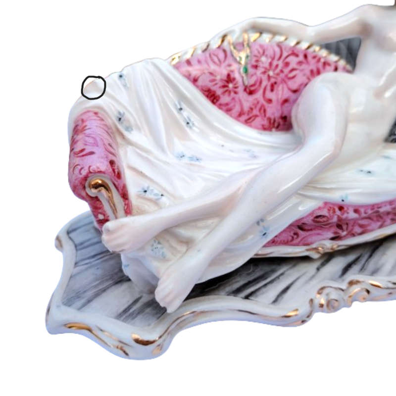 Vincenzo Bertolotti ceramic Capodimonte beautiful lady reclining nude on her chaise