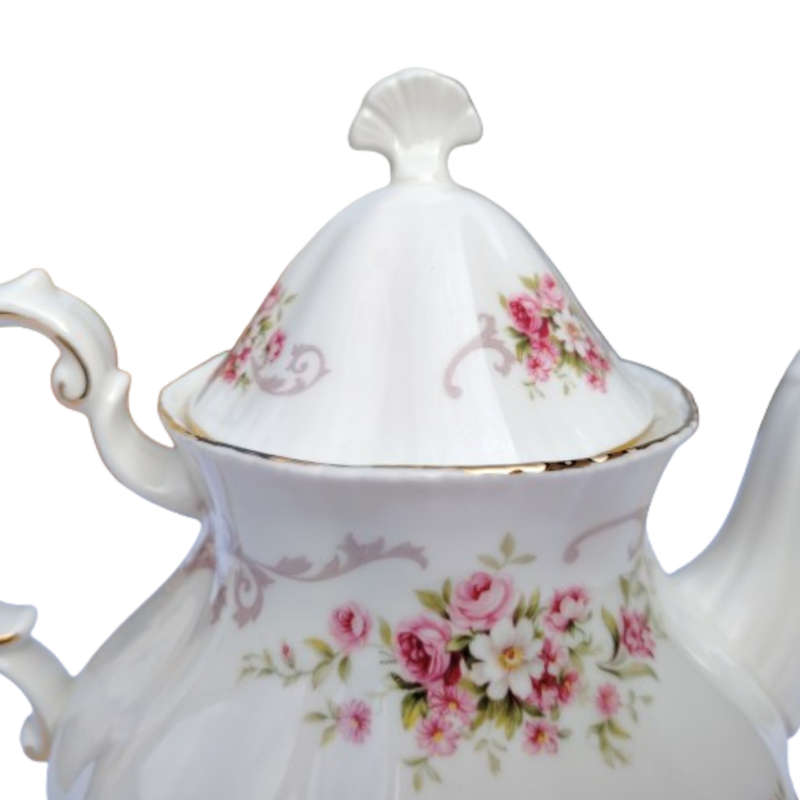 Paragon Fine Bone China Rose Bouquet Tea Pot