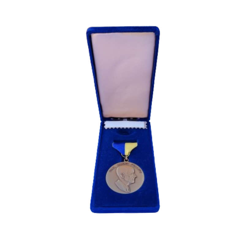 Medal Rotary International Paul Harris Fellow Founder Vintage Gold Brooch V-5583