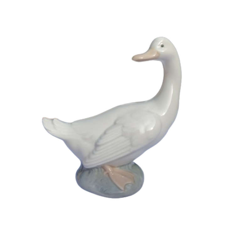 Nao Figurine Looking Duck Duckling