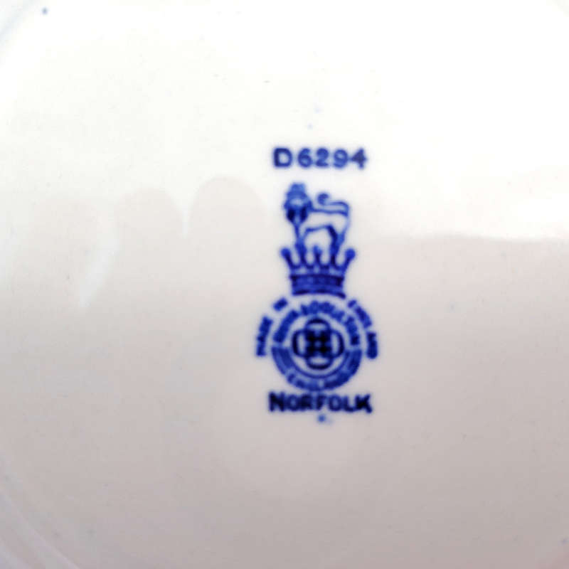 Royal Doulton Blue and White Plate Norfolk Pattern D6294