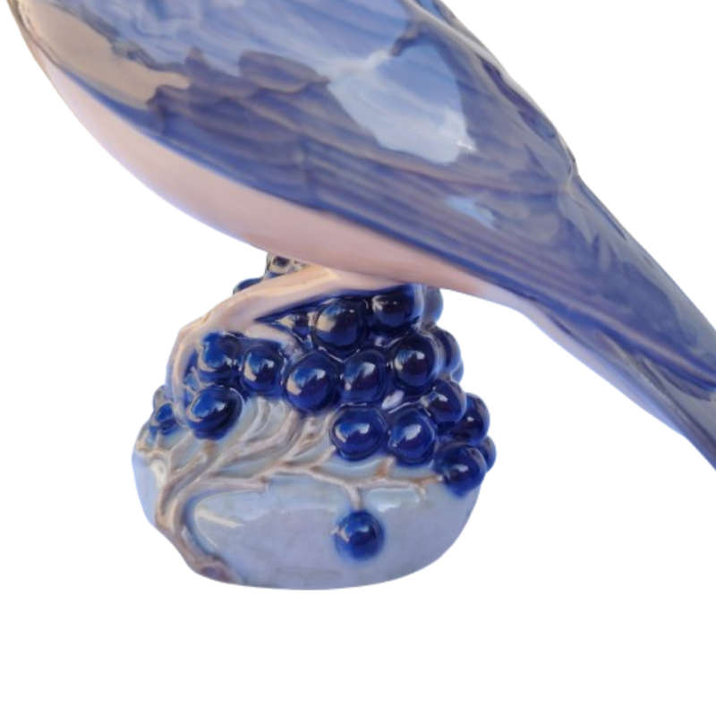 Royal Copenhagen Red Wing Barn swallow Porcelain Bird Figurine