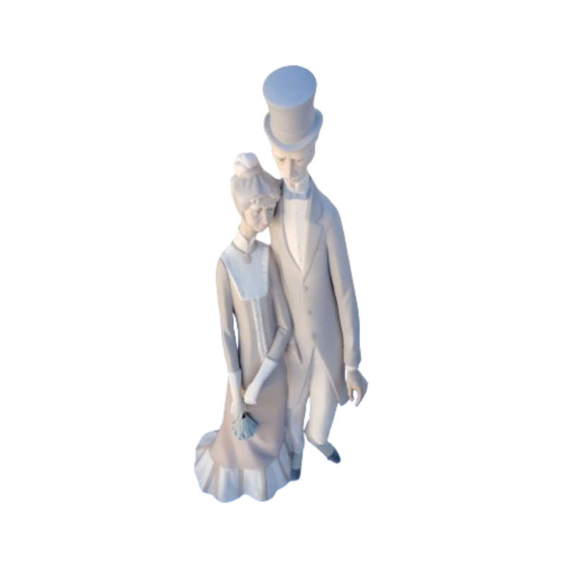 lladro Edwardian Walking Couple with Top hat and Umbrella
