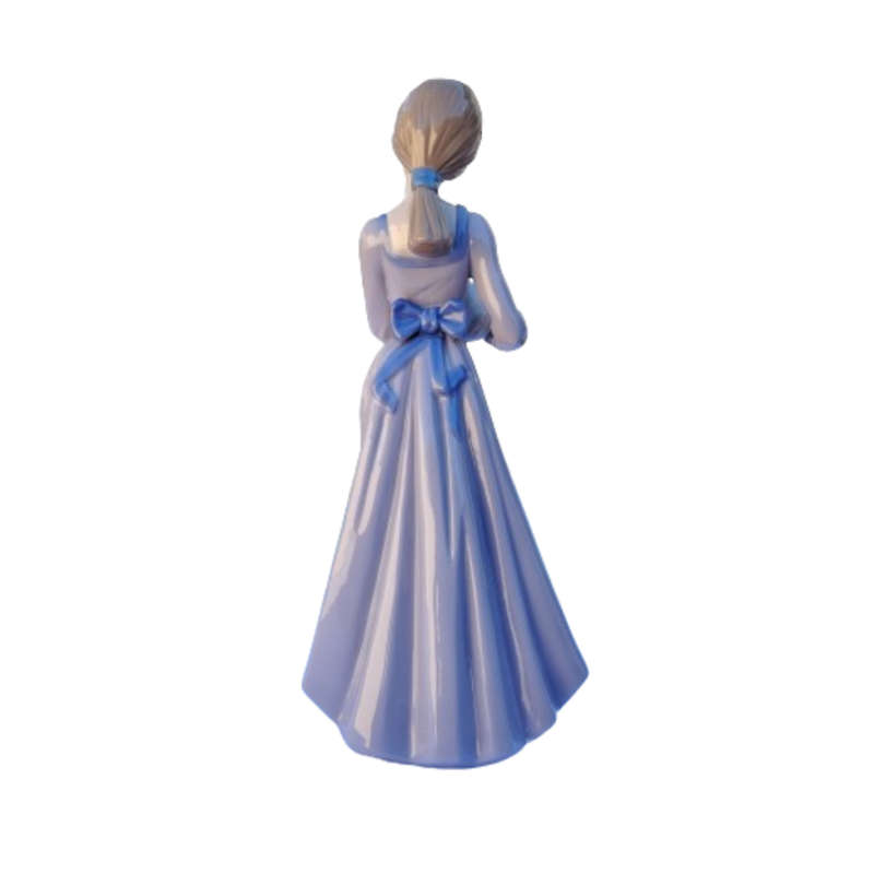 Nao Precious Bundle lady with Rabbit Figurine 1168