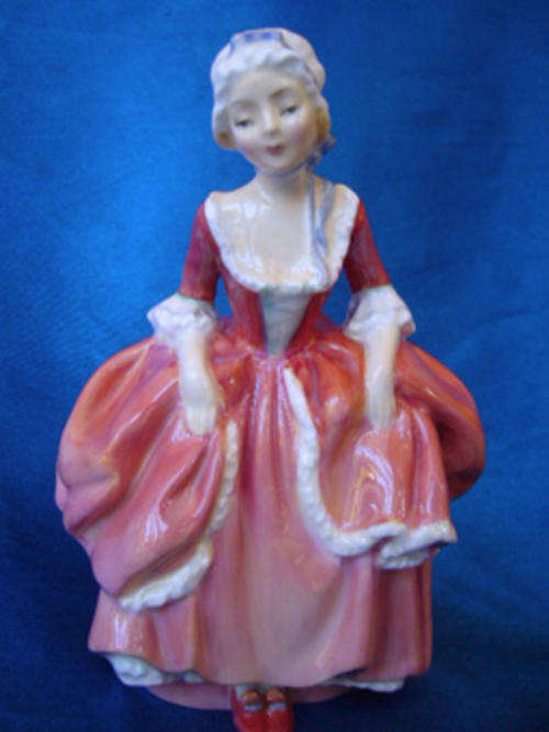 LOVELY ROYAL DOULTON FIGURE CALLED ` GOODY TWO SHOES ` HN 2037