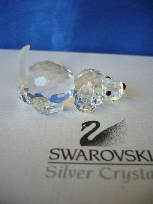 SWAROVSKI CRYSTAL BEAGLE PUPPY DOG PLAYING