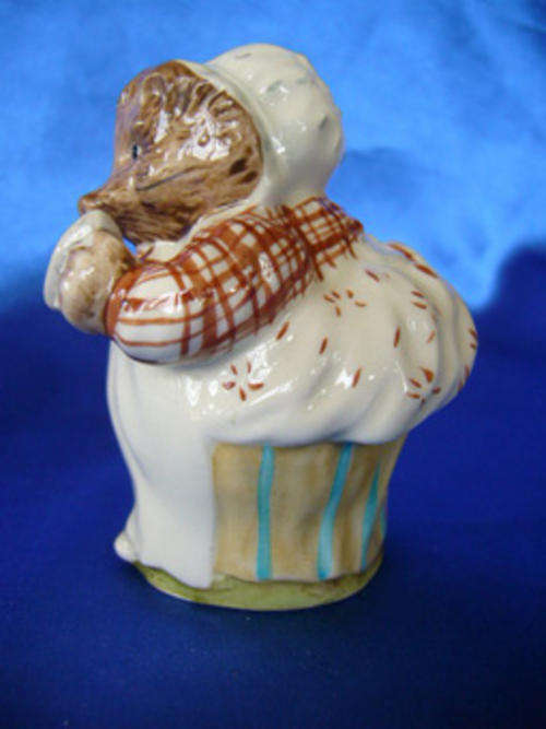 Royal Albert - Beatrix Potter - ` Mrs Tiggy-Winkle  ` 1117/2 #