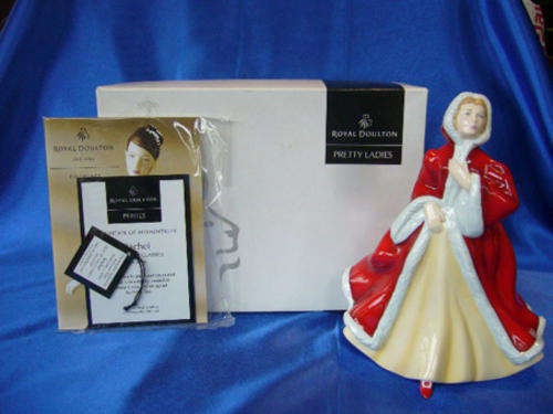 ROYAL DOULTON PRETTY LADIES FIGURE RACHEL HN 4780 BNIB