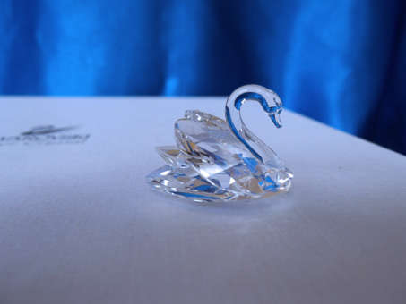 GENUINE Swarovski Crystal Mini Swan Retired RARE