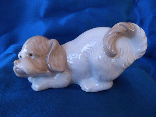 Lladro Nao Figurine puppy dog