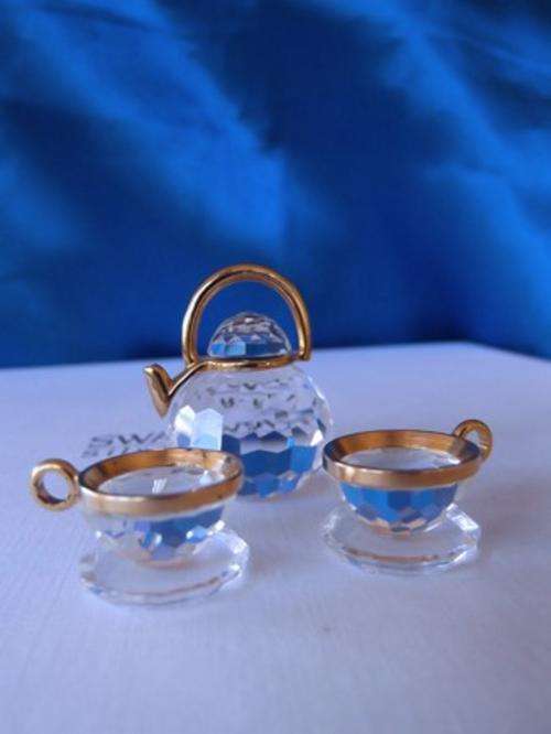 SWAROVSKI CRYSTAL MEMORIES MINIATURE TEASET