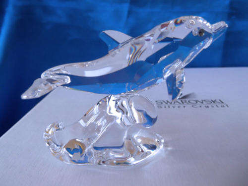 BEAUTIFUL SWAROVSKI CRYSTAL SEA LIFE BABY DOLPHIN - BOXED