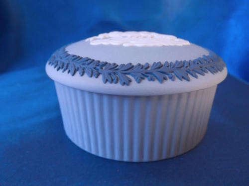 Vintage Wedgewood Jasper Blue Pot Dish with Lid Two Tone