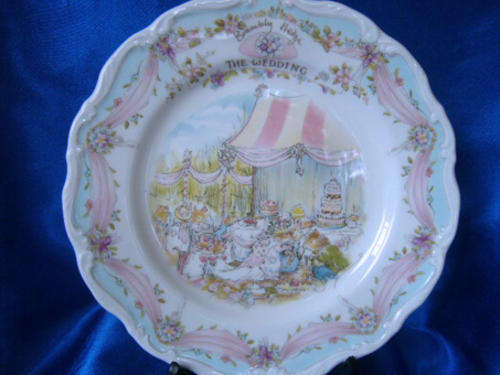 Royal Doulton - Bramley Hedge Plate " The Wedding "