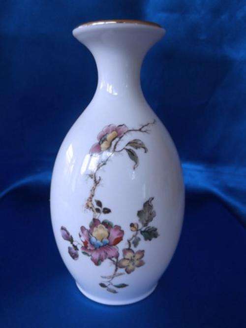 Wedgwood Swallow Vase  #