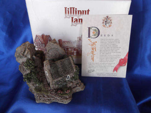 Miniature House - Lilliput Lane " St Govans Chapel "