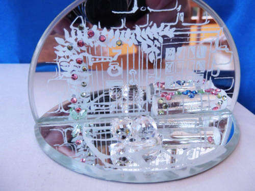 Stunning Cut Glass Crystal Cat Day Dream *