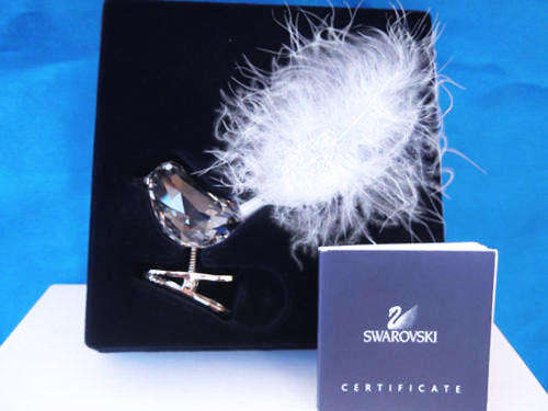 SWAROVSKI CRYSTAL WINTER BIRD ORNAMENT RARE RETIRED 946477 BNIB