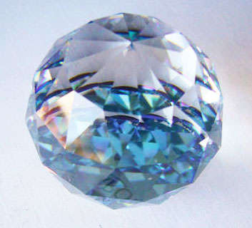 GENUINE Swarovski Crystal Stunning Medium Paperweight *