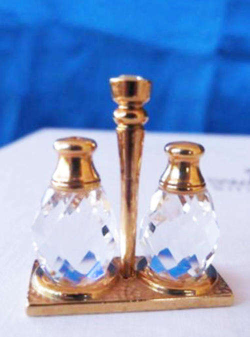 Swarovski Crystal Memories Classics  Salt and Pepper Pots 18ct Gold Plated