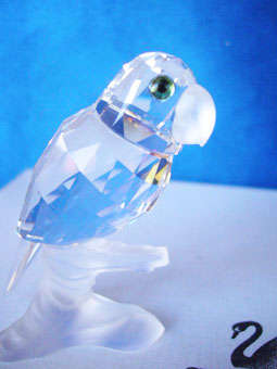 SWAROVSKI CRYSTAL PARROT UP IN TREES RARE BOXED RET`D #