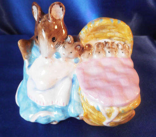 Royal Albert  Beatrix Potter`s ` Hunca Munca ` 1198 #