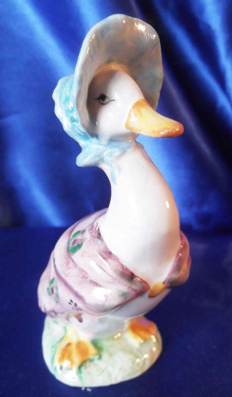 Beswick  Beatrix Potter ` Jemima Puddleduck `1092/1 GOLD #