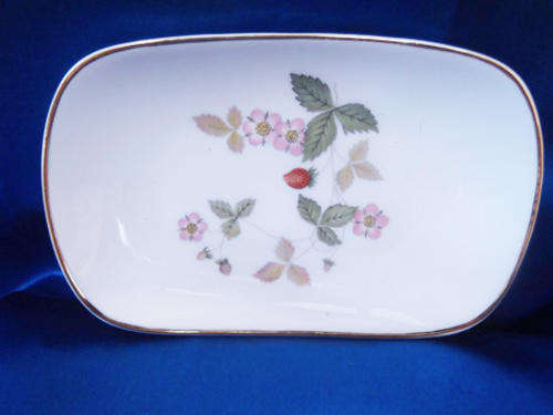 Wedgwood Wild Strawberry Pin Tray  #