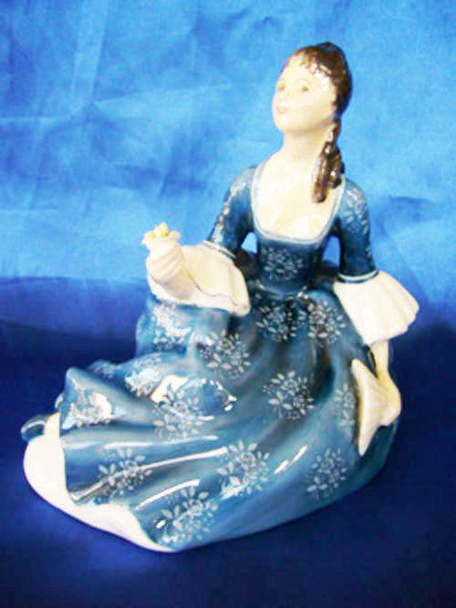 LOVELY ROYAL DOULTON FIGURE ROSALIND HN 2393