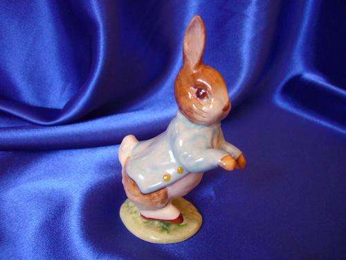 Beswick - Beatrix Potter - " Peter Rabbit" 1098/1