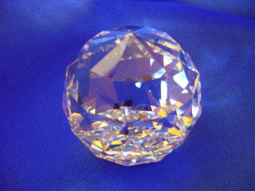 **** Swarovski  Crystal  - Clear Paperweight ****