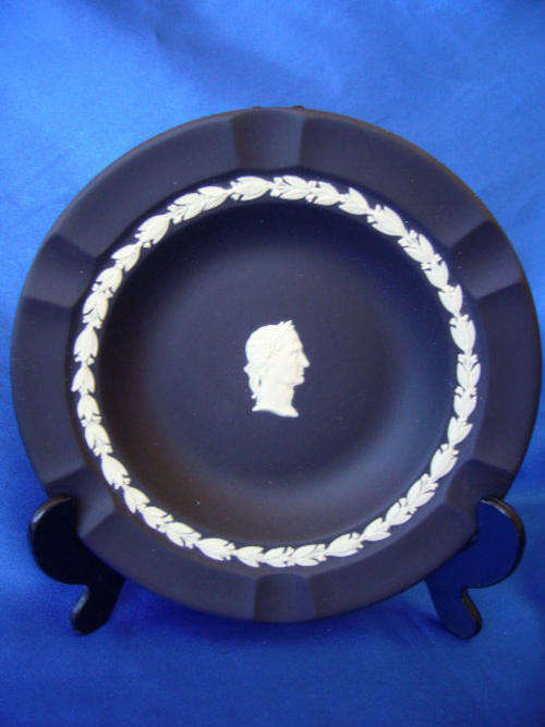 ******Vintage Wedgewood Black Jasperwear  - Wall Plate  ******