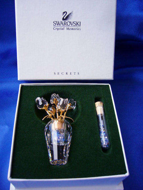 Swarovski Crystal Secrets Vase of Tulips Flowers Boxed