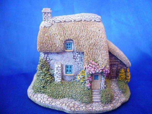 Miniature House - Lilliput Lane "Puddlebrook"