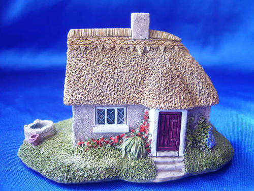 Miniature House - Lilliput Lane "Daisy Cottage"
