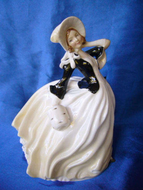 Royal Doulton "Pretty Ladies" - Autumn Breeze HN2147 Figurine