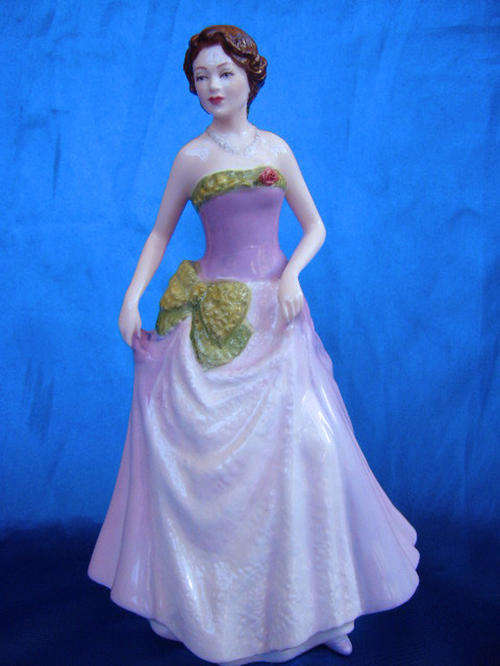 Royal Doulton Lady Figure of Year 1997 JESSICA HN 3850 Figurine Nada Pedley