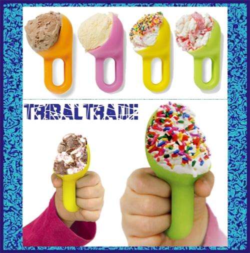 SUPER SCOOPER ICE CREAM SCOOPS - Set of 4 - The right size for kids & adults!!