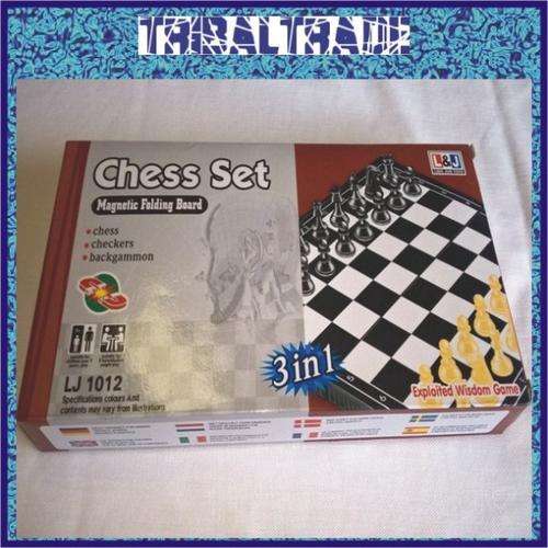 3-in-1 CHESS SET with a Magnetic Board - Chess, Checkers, Backgammon - Your Kids will love this!