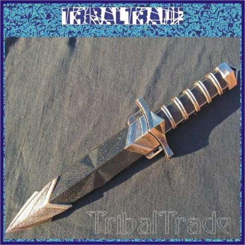 CHINESE COMBAT DAGGER - Unique Design - Twin Blade - Collectors Item - LIMITED OFFER!!