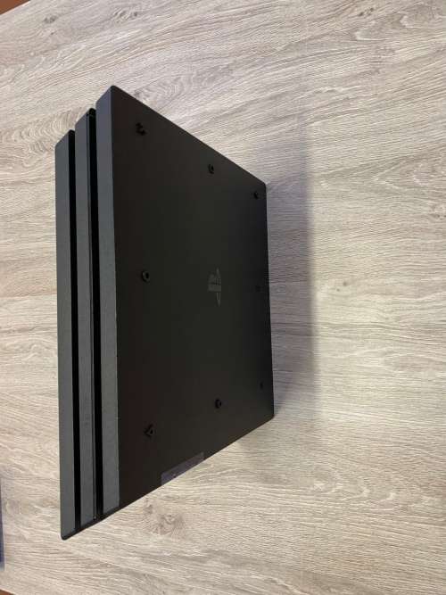 Playstation 4 PRO 1TB