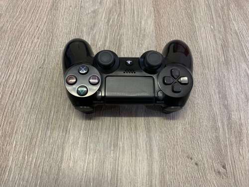 Playstation 4 PRO 1TB