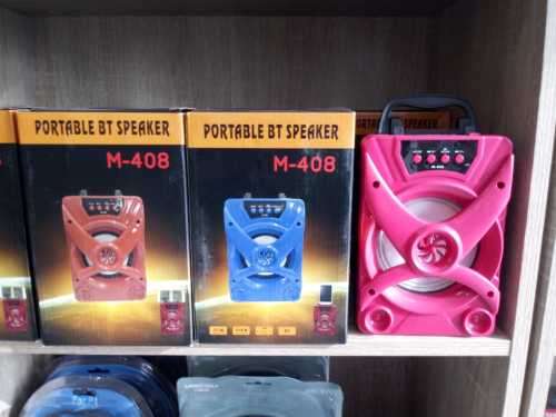MULTIFUNCTIONAL PORTABLE BLUETOOTH WIRELESS SPEAKER