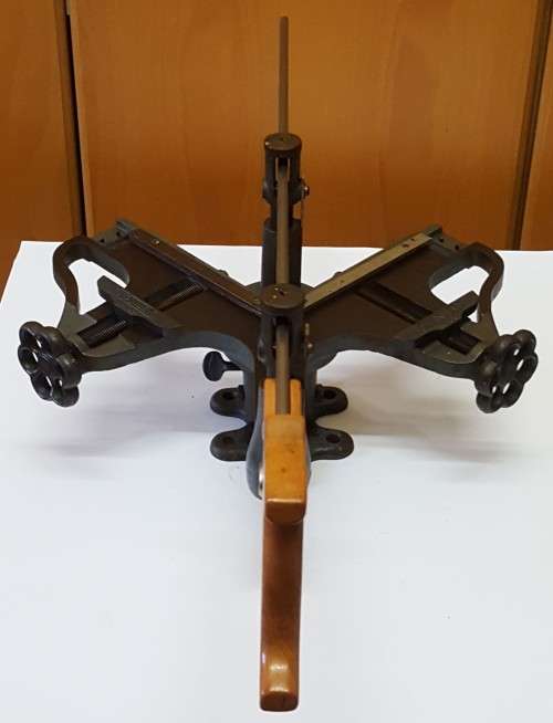 Rare Vintage Stanley No. 100 Mitre Machine With Saw