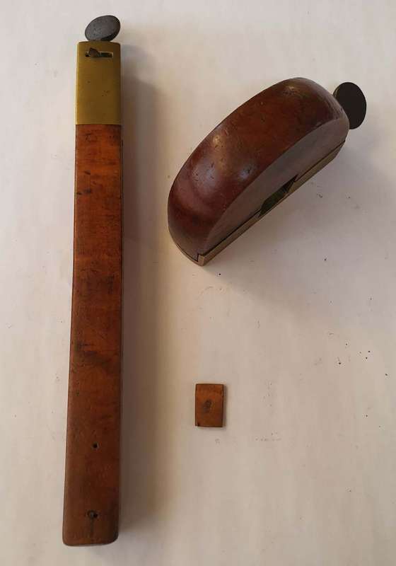 REDUCED! Unusual Vintage Marking / Slitting Gauge - Brass & Wood (Graduated Post)